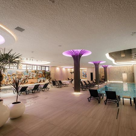 Hotel Ivascu Majszin Kültér fotó