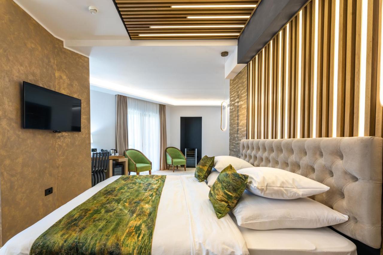 Hotel Ivascu Majszin Kültér fotó