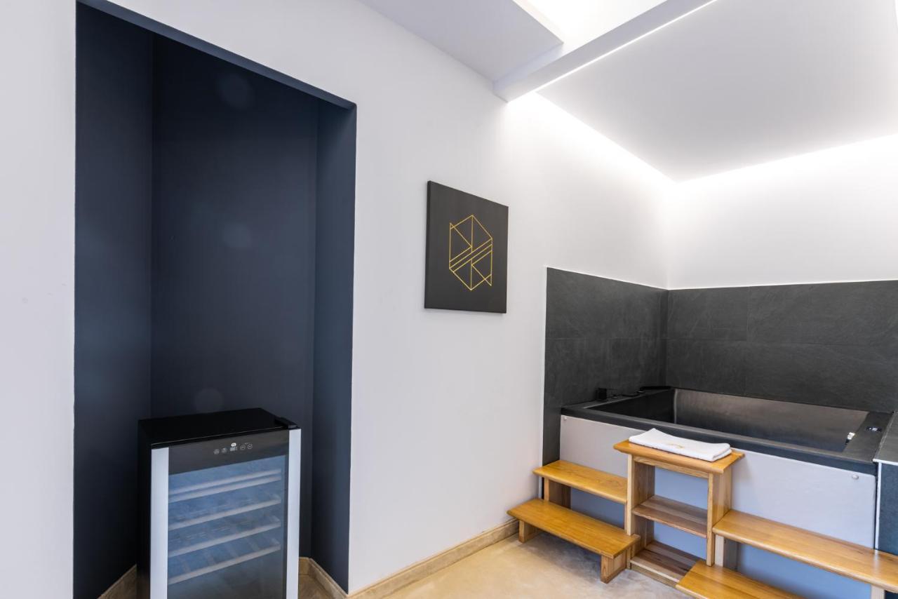 Hotel Ivascu Majszin Kültér fotó