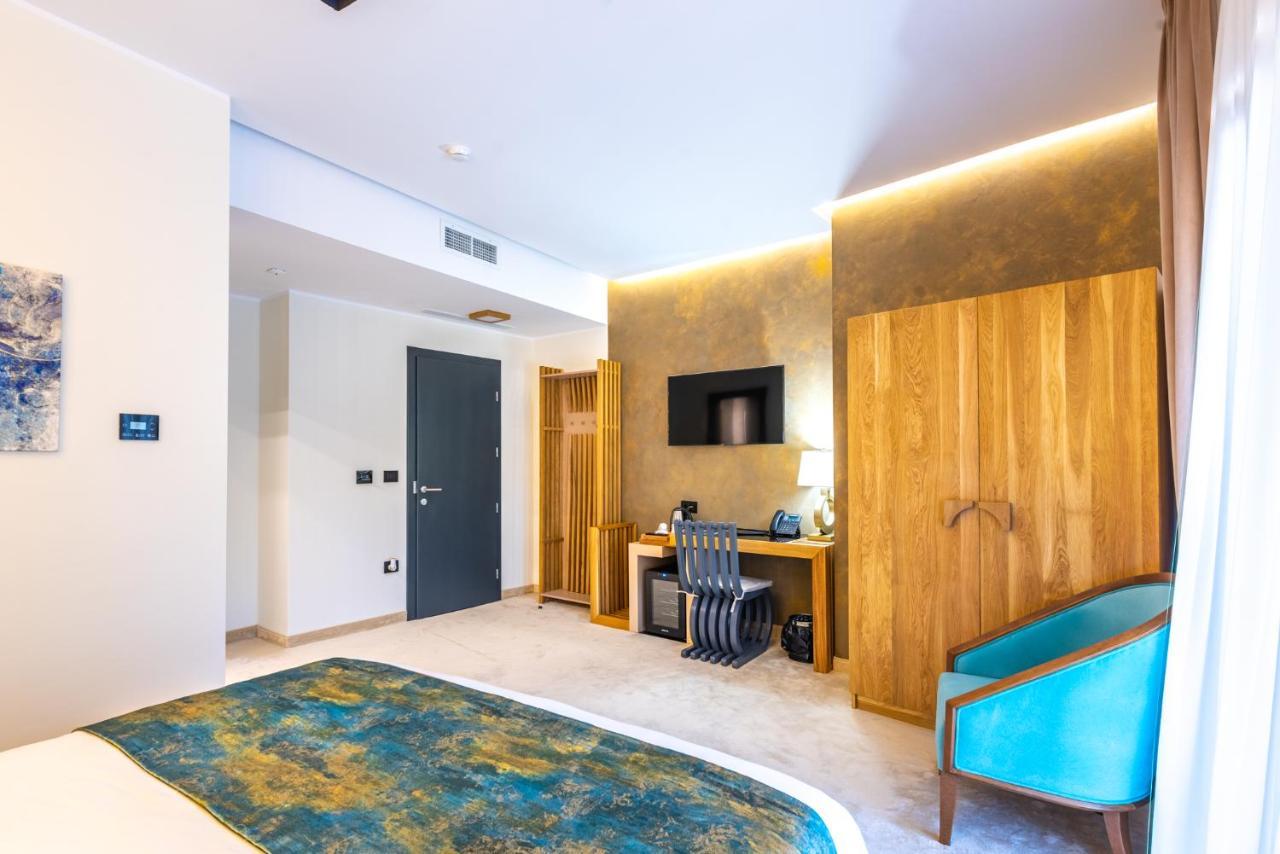 Hotel Ivascu Majszin Kültér fotó